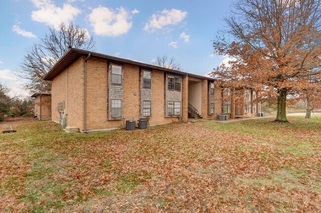 Photo - 930 New Buffalo Rd