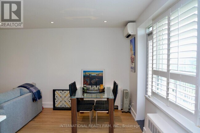 Photo - 219 Wilson Ave Unit 404