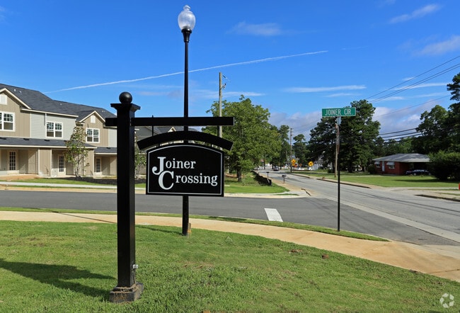 Joiner Crossing Apartments