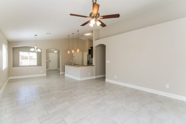 Photo - 10346 E Diamond Ave