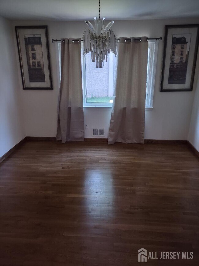 Photo - 204 Marlin Dr