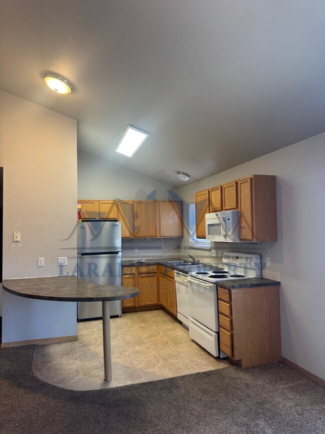 Photo - 4 Bedroom 2 Bathroom Condo Unit 4