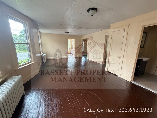 1171 W Main St Unit 1st Floor