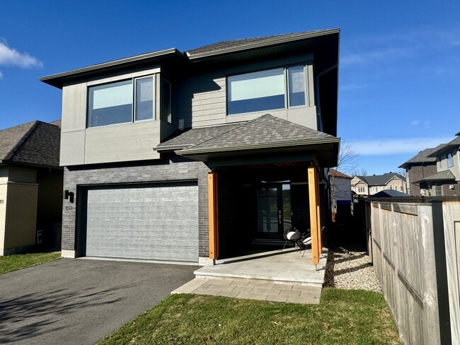 Photo - 622 Summerhill St