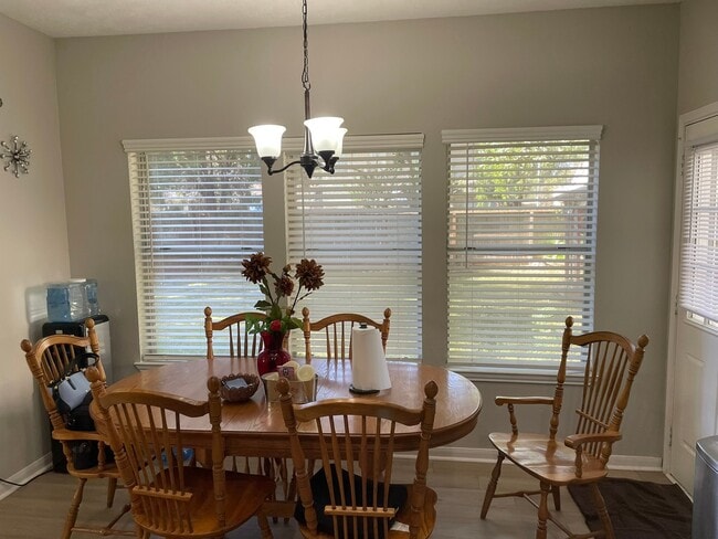 Building Photo - 16434 Concord Falls Ln