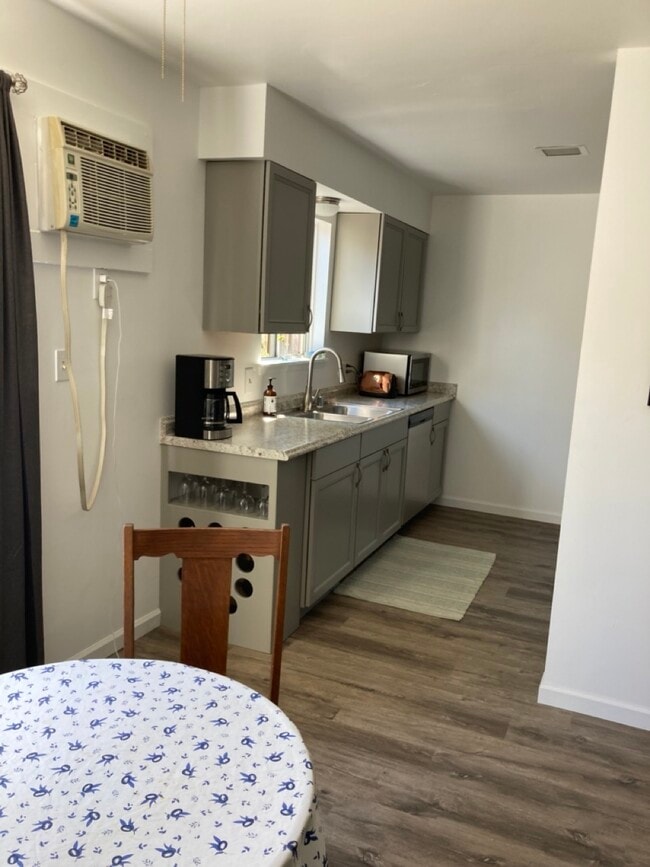 Photo - 310 S Auburn St