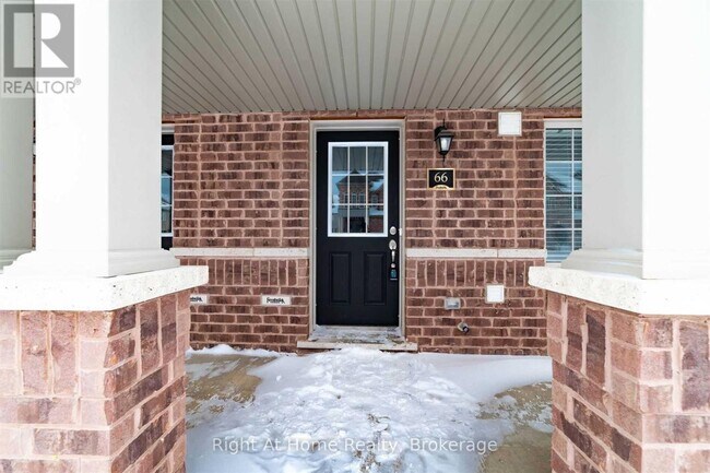 Photo - 66 Knotty Pine Ave