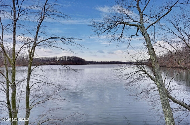 Photo - 207 Lakeside Ave
