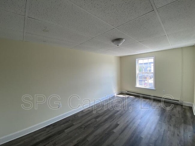 Photo - 5 Center Square Unit 36