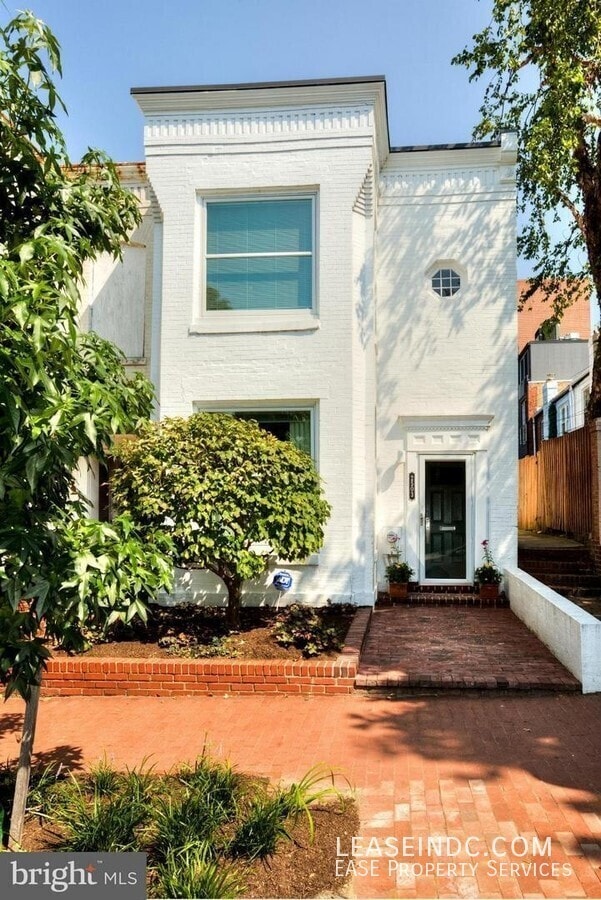 Building Photo - 2503 I St NW