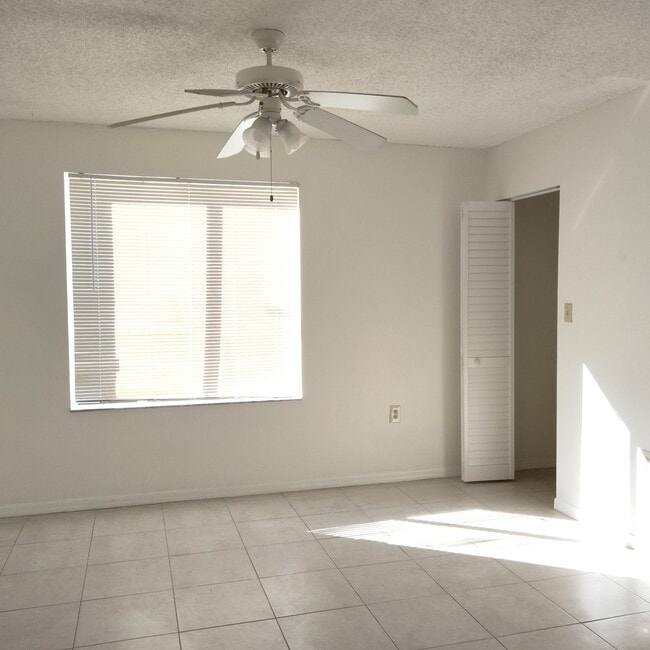 Photo - 17101 Glenmoor Dr Unidad 17101