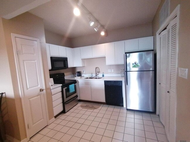 Photo - 11550 Southfork Ave Unit 609