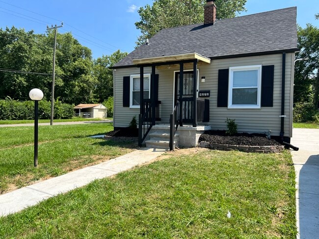 Photo - 9272 Fielding St