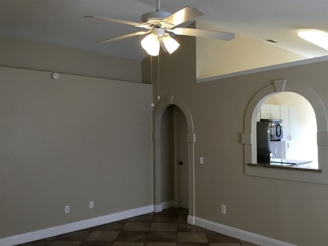 Photo - 10122 Richardson Ct