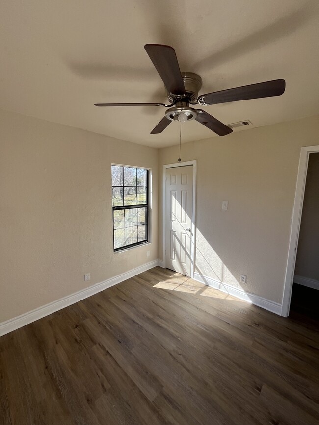 2008 Alamo Ave Unit 1