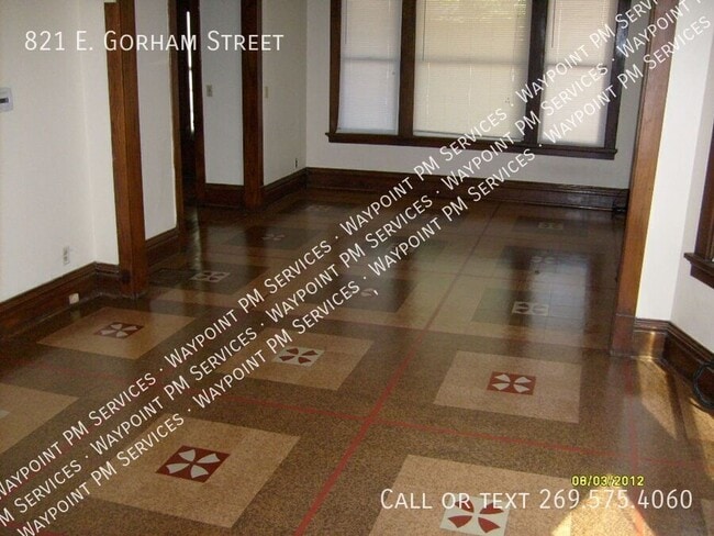 Photo - 821 E Gorham St