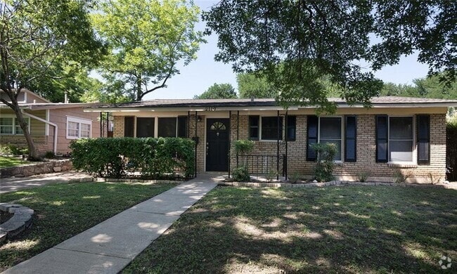 Building Photo - 2110 Westover Rd Rental