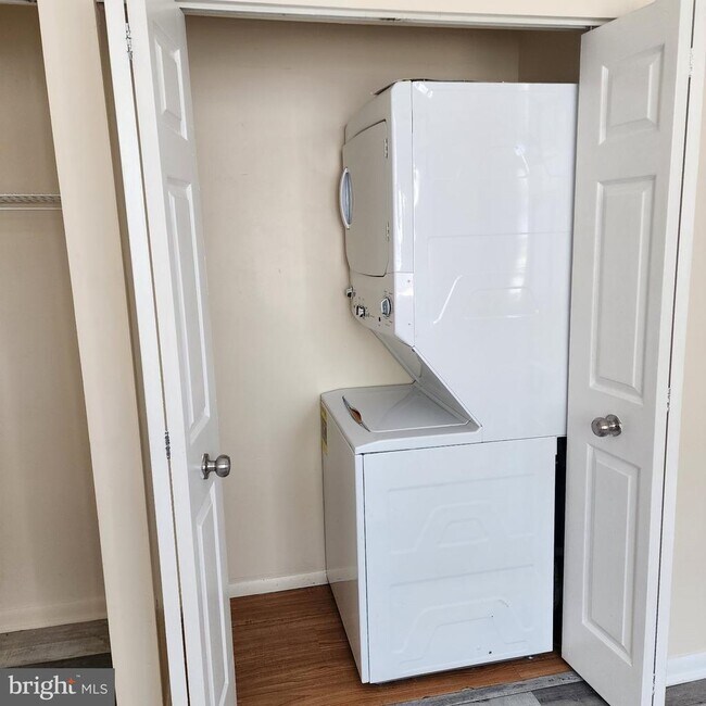 600 Water St Unit 1