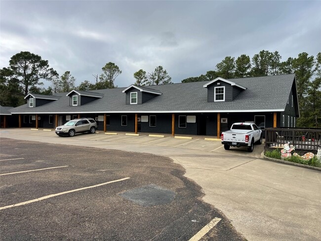 Building Photo - 340 Pan American Dr Unit C1