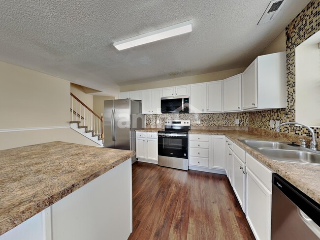 Photo - 4924 Lighthouse Ct