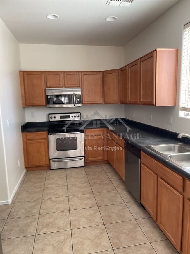 Photo - 1327 E Weatherby Way