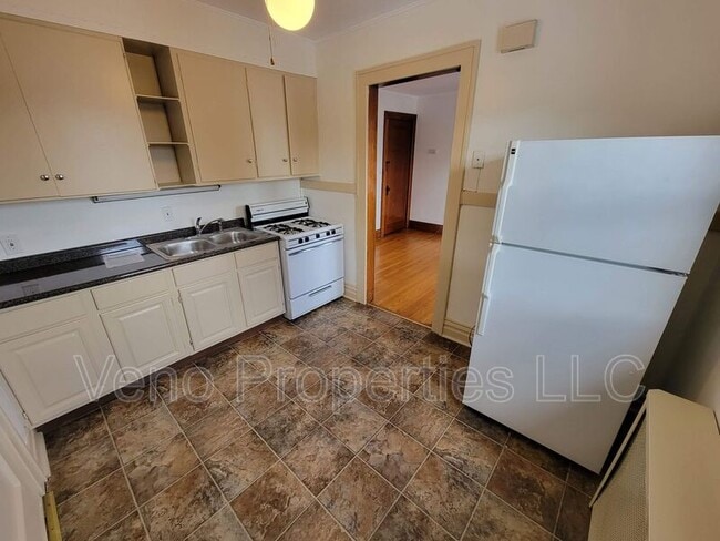 Photo - 800 Chestnut St