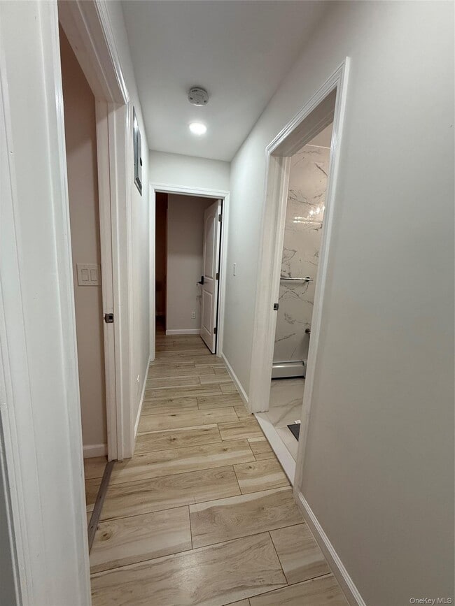 Photo - 168-47 93rd Ave