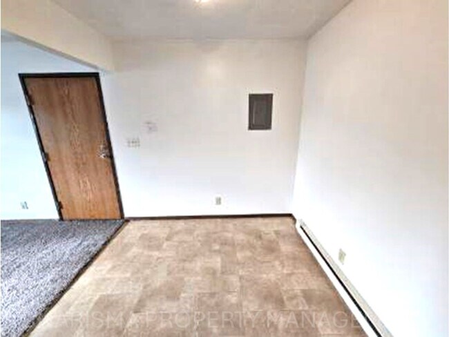 Photo - 2 BD, 1 BA in Garretson - Small Town Living Near Big City Amenities Unit 201 N Center Ave #03