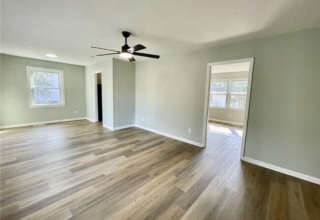 Photo - 1514 Roxie Ave