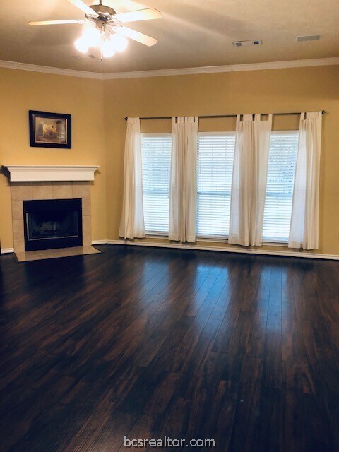 Photo - 1104 Coeburn Ct