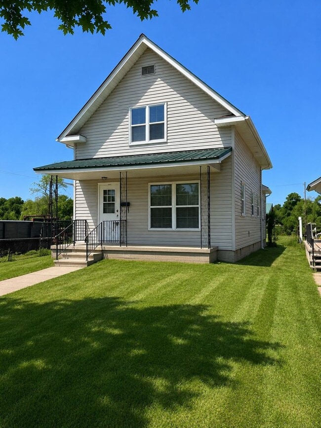 Building Photo - Click the “Apply Now” button or email wapmrentals@gmail.com for a prompt response.