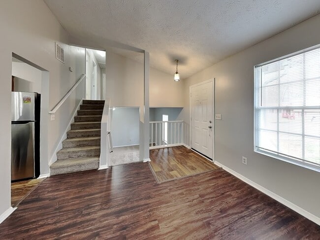 Photo - 350 Kimberly Forest Ct