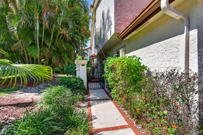 Photo - 7865 La Mirada Dr