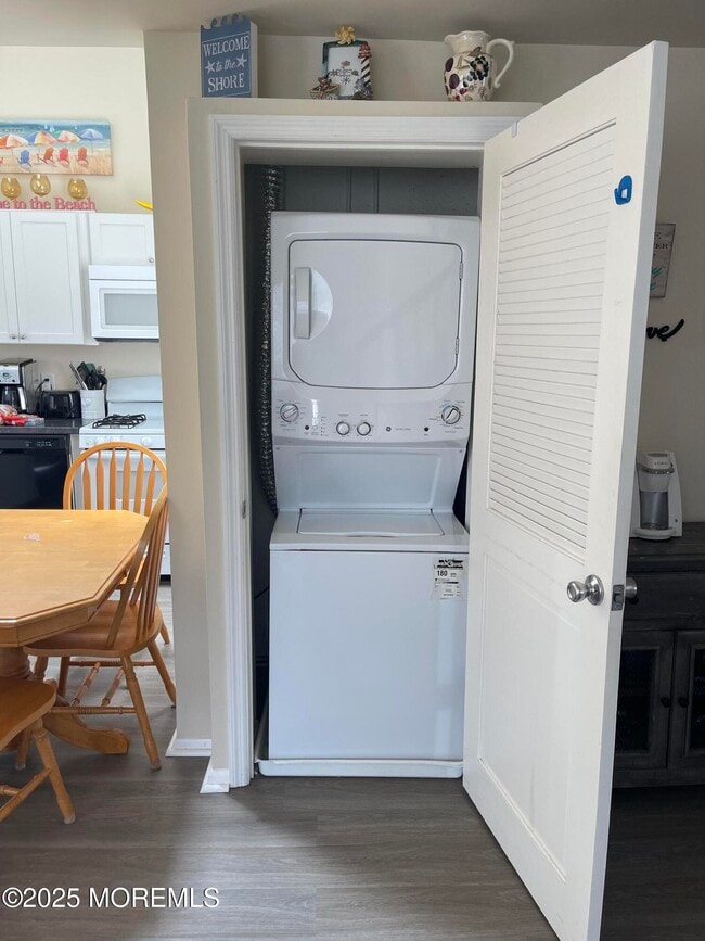 Photo - 202 Carteret Ave Unit B5