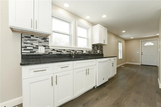 71 St Elizabeth St Unit 1