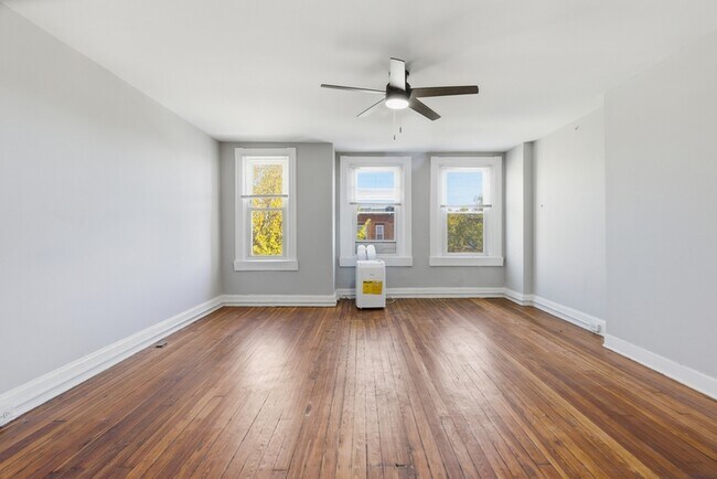 Photo - 2322 Callow Ave