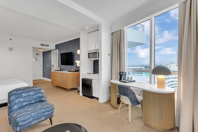 Photo - 4401 Collins Ave Unidad ID1234541P