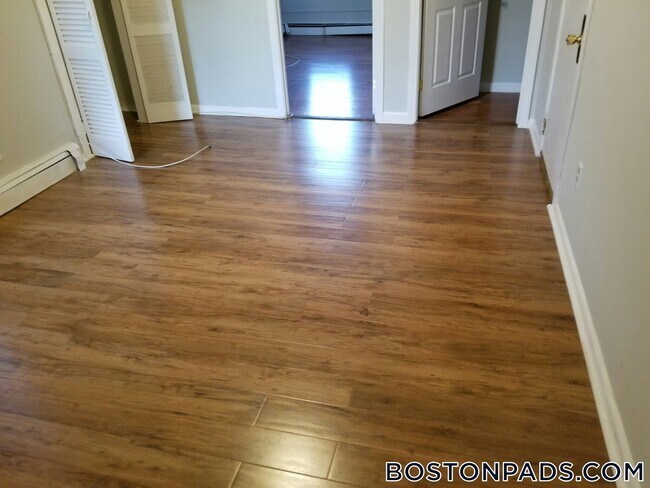 Photo - 247 Bennington St Unit 3