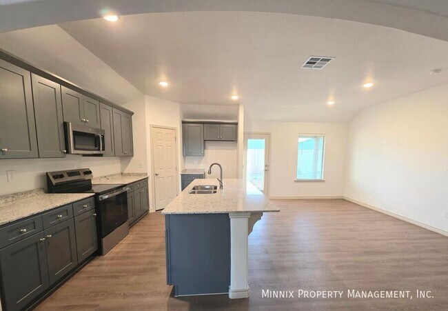 Photo - 1328 Bajada St