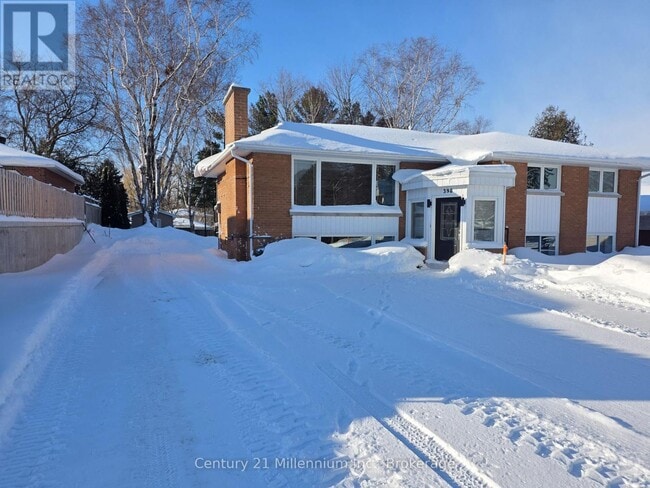 Photo - 398 Kingsway St Unité 1