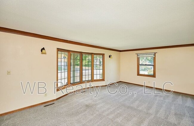 Photo - 2101 Pleasant St