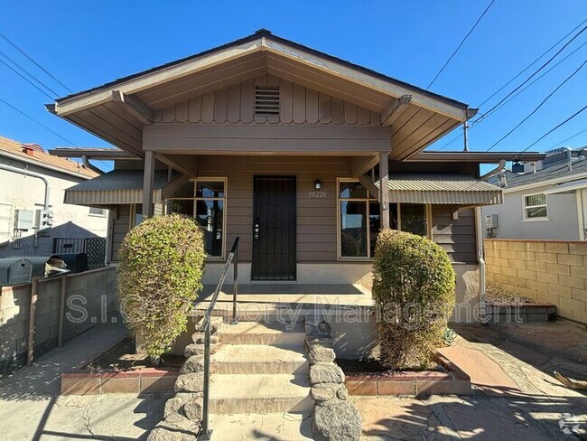 Building Photo - 10220 McClemont Ave Rental