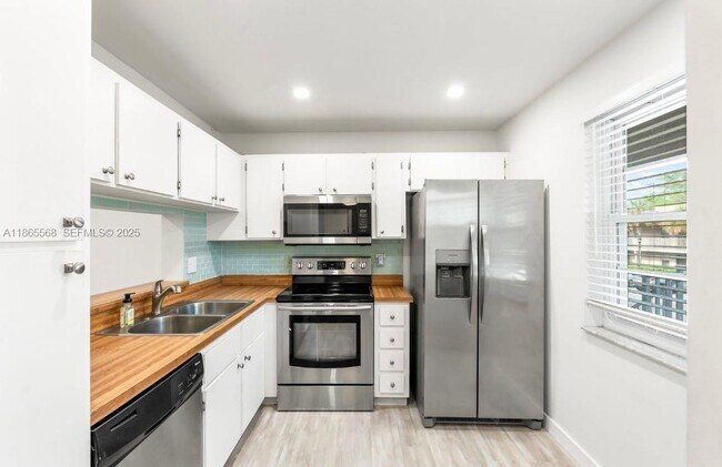 Photo - 8750 Royal Palm Blvd Unit 201-3