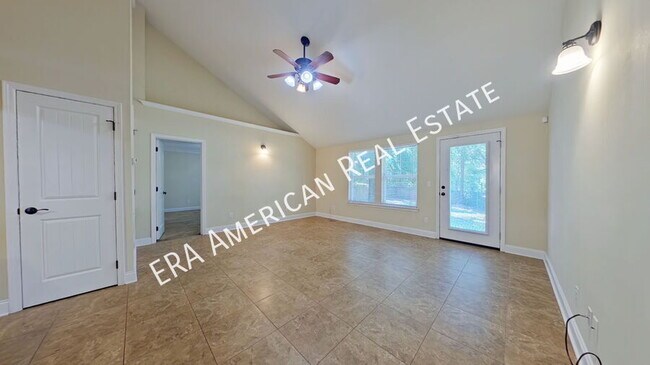 Photo - 415 John King Rd