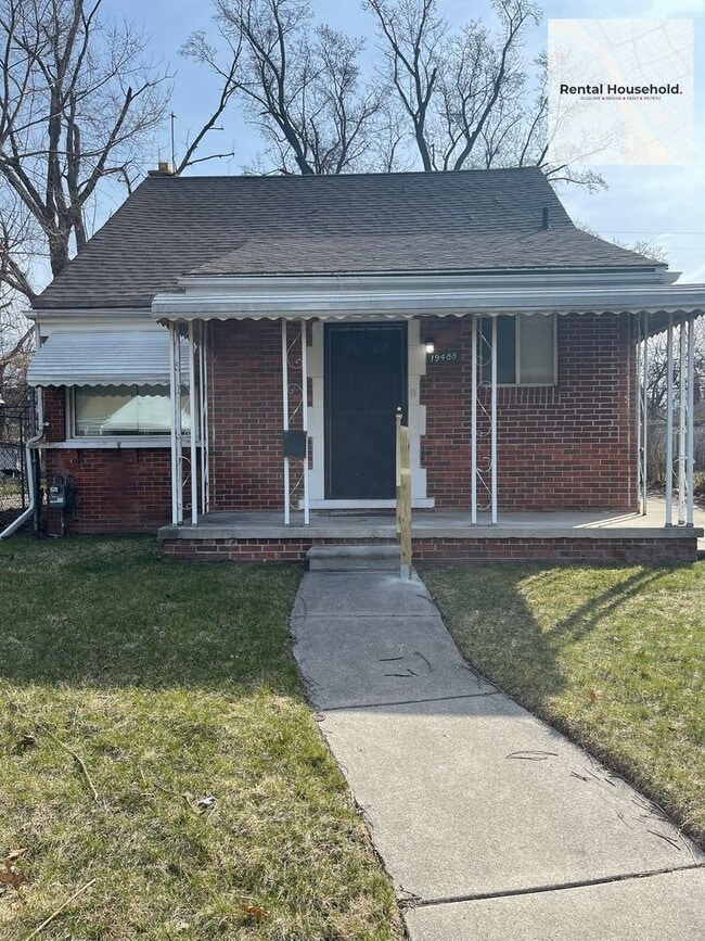 Building Photo - Coming Soon: Your spacious 3-Bedroom Sanctuary!