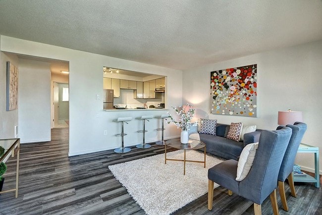 Bridgeview Flats