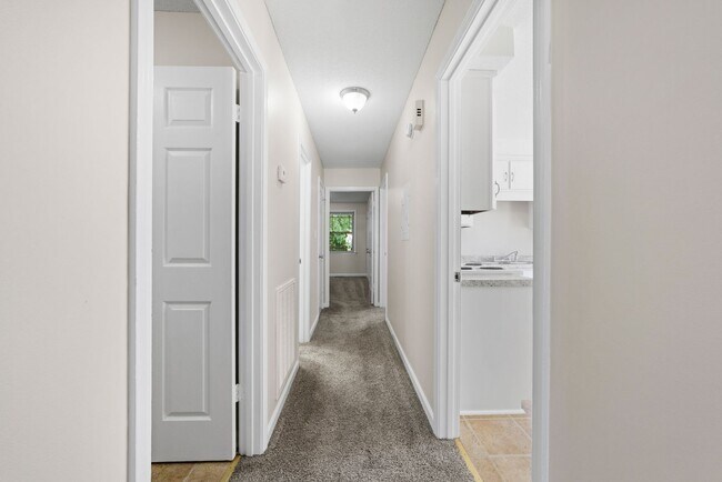 Photo - 1487 Nichols Dr Unit 1487 Nichols Drive; Apt. B