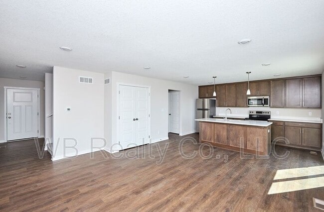 Photo - 1214 NW Yorktown Dr