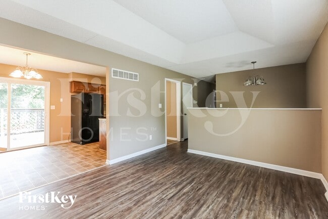 Photo - 2921 SW Moore St