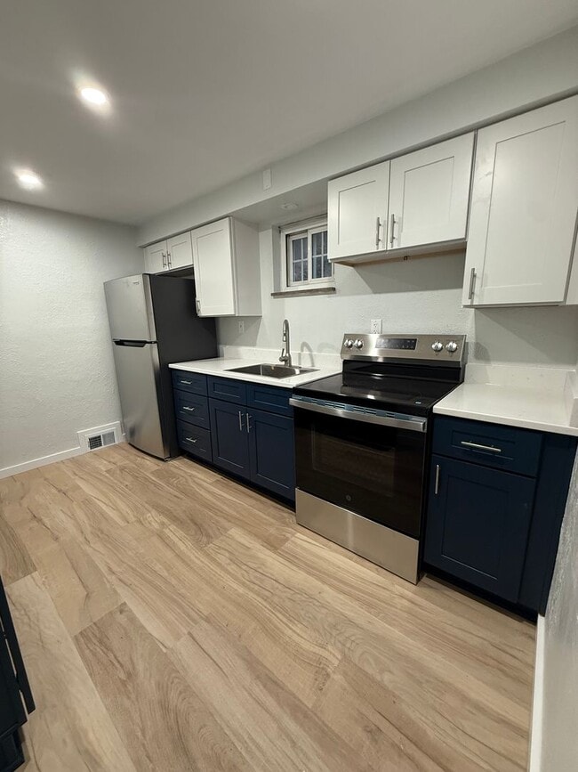 Photo - ***2 Bed / 1 Bath Home for Rent***